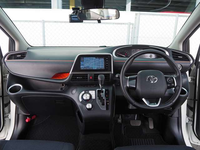 トヨタ シエンタ １．５ Ｇ H27年 (東海) 99