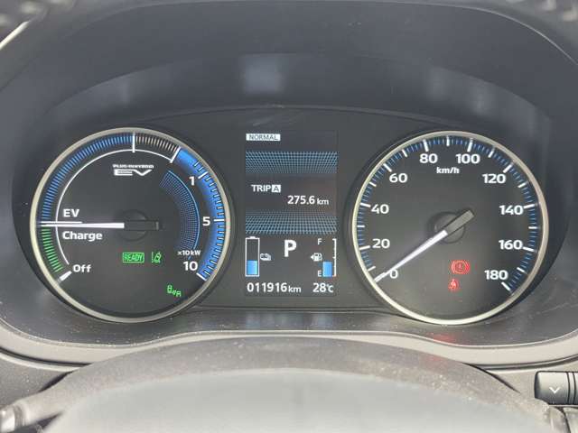 三菱 エクリプス　クロス　ＰＨＥＶ ＰＨＥＶ ２．４ ブラック エディション ４ＷＤ R5年 (東海) 99