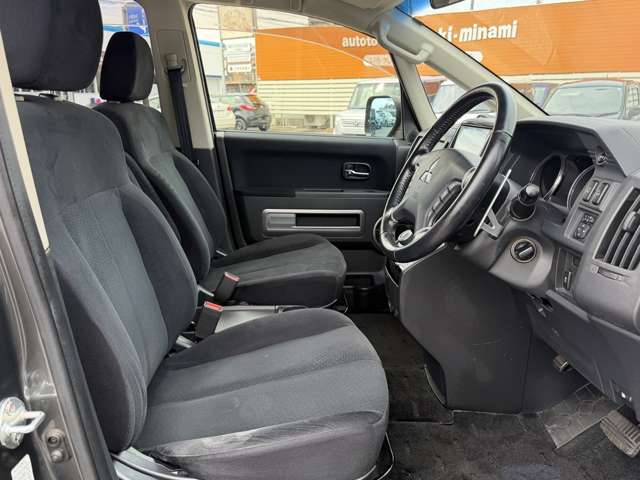 三菱 デリカ　Ｄ：５ ２．２ Ｄ パワーパッケージ ディーゼルターボ ４ＷＤ H27年 (東海) 99