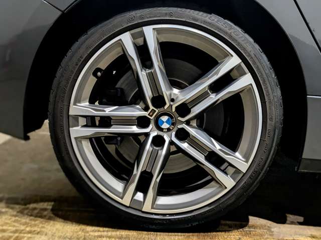 ＢＭＷ １シリーズ Ｍ１３５Ｉ Ｘドライブ ４ＷＤ R2年 () 99