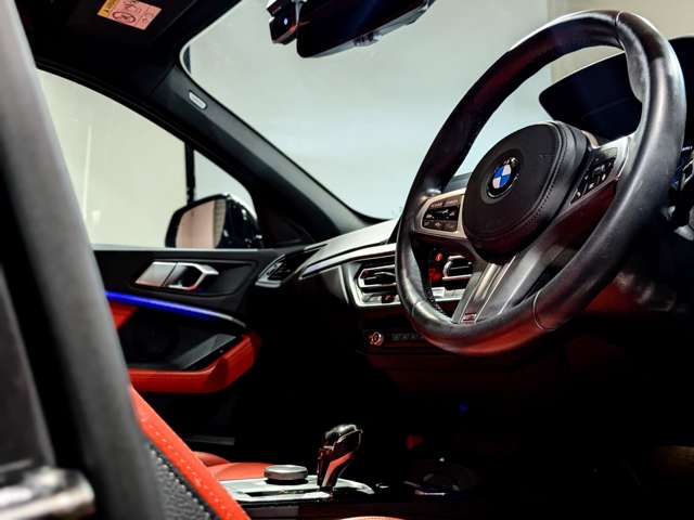ＢＭＷ １シリーズ Ｍ１３５Ｉ Ｘドライブ ４ＷＤ R2年 () 99