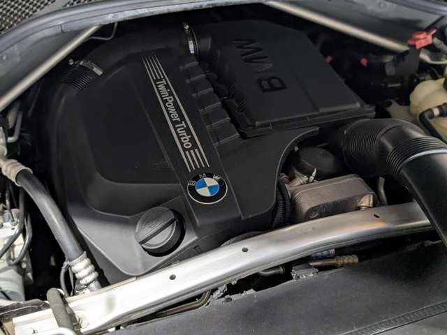ＢＭＷ Ｘ６ Ｘドライブ ３５Ｉ ４ＷＤ H28年 () 99