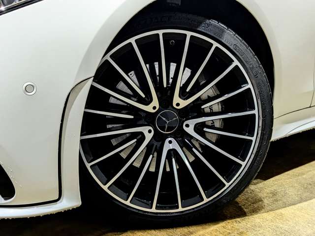 ＡＭＧ ＣＬＳ ＣＬＳ ５３ ４マチックプラス （ＩＳＧ搭載モデル） ４ＷＤ R3年 () 99