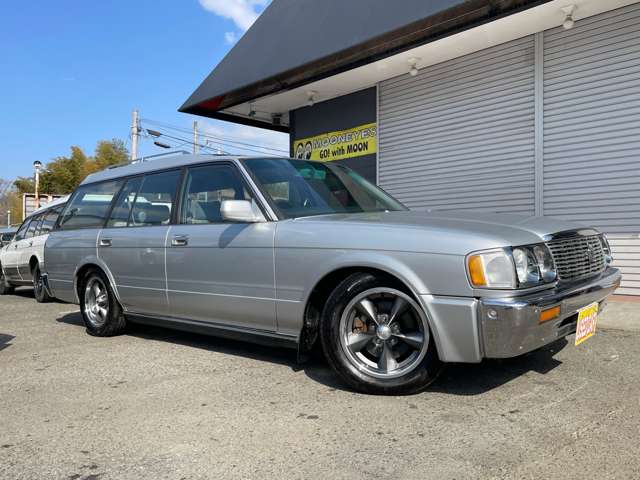 トヨタ クラウンワゴン ２．５ ロイヤルサルーン H8年 (関東) 99