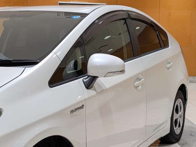 トヨタ プリウス １．８ Ｓ H27年 (関東) 99