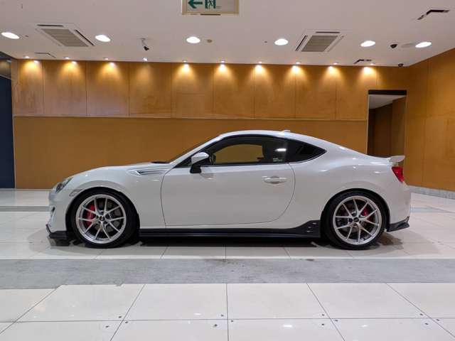 スバル ＢＲＺ ２．０ ＧＴ H29年 (関東) 99