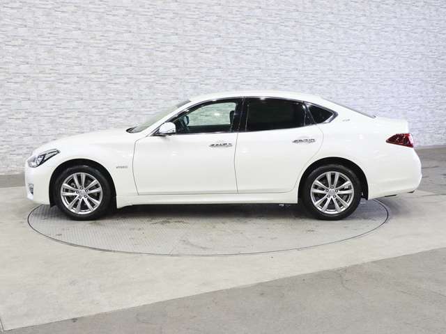 日産 フーガ　ハイブリッド ３．５ ＶＩＰ H29年 (関東) 99