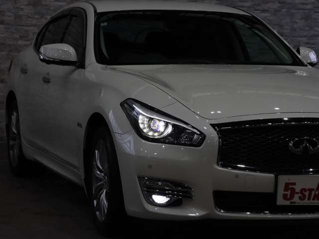 日産 フーガ　ハイブリッド ３．５ ＶＩＰ H29年 (関東) 99