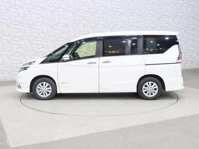 日産 セレナ ２．０ ハイウェイスター ４ＷＤ H29年 (関東) 99