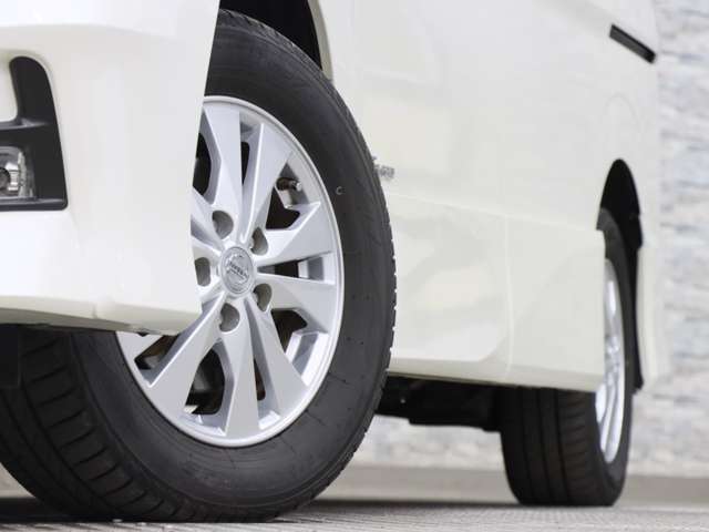日産 セレナ ２．０ ハイウェイスター ４ＷＤ H29年 (関東) 99