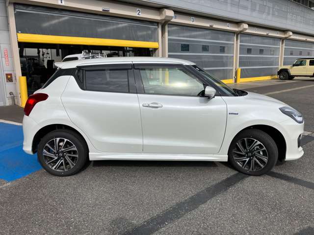スズキ スイフト １．２ ハイブリッド ＲＳ ４ＷＤ R3年 () 99