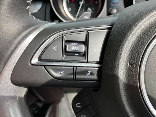 スズキ スイフト １．２ ハイブリッド ＲＳ ４ＷＤ R3年 () 99