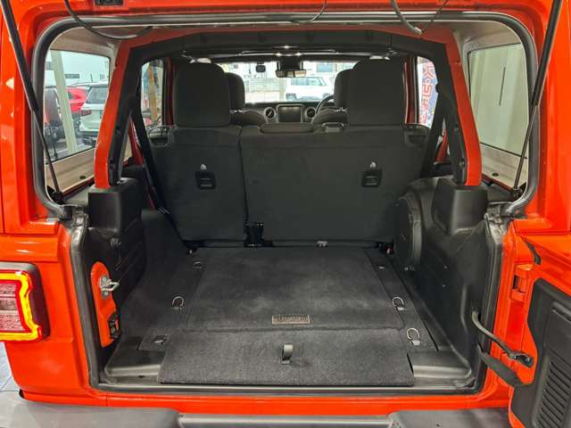 ジープ ラングラー　アンリミテッド アンリミテッド サハラ ３．６Ｌ ４ＷＤ R2年 (甲信越・北陸) 99