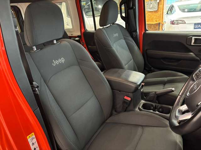 ジープ ラングラー　アンリミテッド アンリミテッド サハラ ３．６Ｌ ４ＷＤ R2年 (甲信越・北陸) 99
