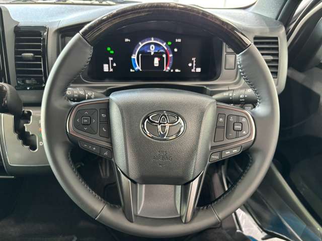 トヨタ ハイエースバン ２．８ スーパーＧＬ ダークプライムＩＩ ロングボディ ディーゼルターボ ４ＷＤ R8年 (甲信越・北陸) 99