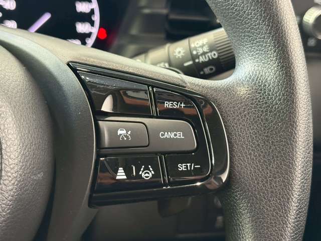 ホンダ ヴェゼル １．５ Ｅ：ＨＥＶ Ｘ ４ＷＤ R4年 (甲信越・北陸) 99