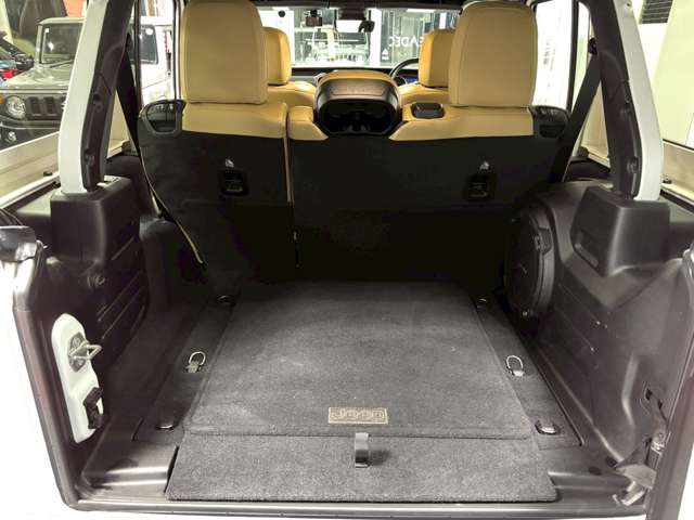 ジープ ラングラー　アンリミテッド アンリミテッド サハラ ３．６Ｌ ４ＷＤ R1年 (甲信越・北陸) 99