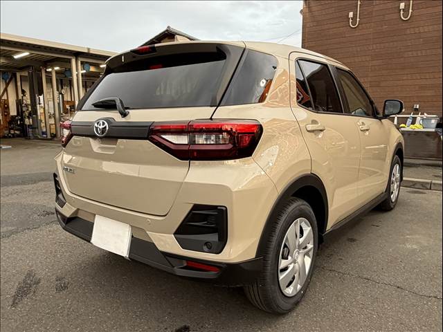 トヨタ ライズ １．２ Ｘ R8年 (関東) 99