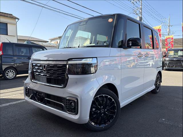 ホンダ Ｎ　ＢＯＸ カスタム ６６０ ターボ コーディネートスタイル ２トーン R7年 (関東) 99