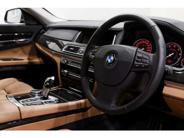 ＢＭＷ ７シリーズ ７５０ｉ H27年 (関東) 99