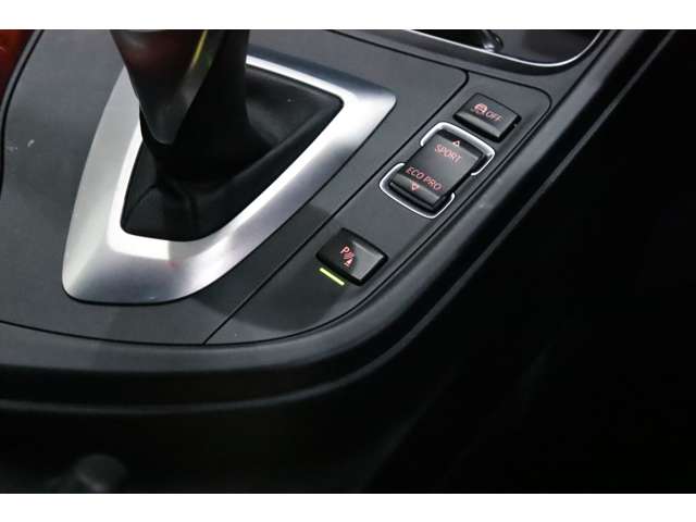 ＢＭＷアルピナ Ｄ４クーペ ビターボ H30年 (関東) 99