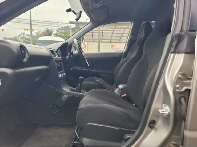 スバル インプレッサワゴン ２．０ ＷＲＸ ４ＷＤ H17年 (関東) 99