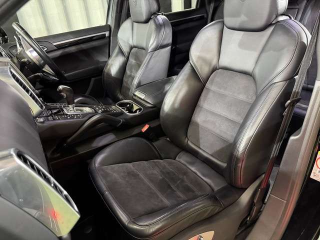 ポルシェ カイエン プラチナエディション ティプトロニックＳ ４ＷＤ H30年 () 99
