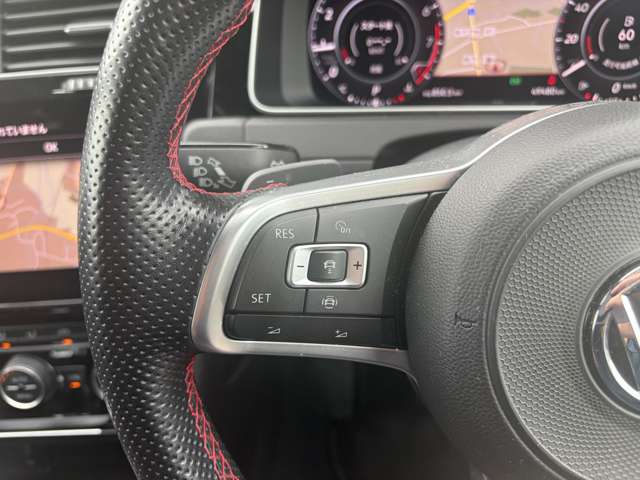 フォルクスワーゲン ゴルフ ＧＴＩ　ＴＣＲ R2年 (関東) 99