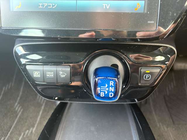 トヨタ プリウス １．８ Ａ ツーリングセレクション R1年 (関東) 99