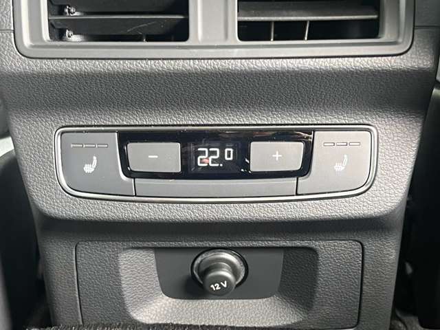 アウディ ＳＱ５　スポーツバック ３．０ ４ＷＤ R4年 (関東) 99