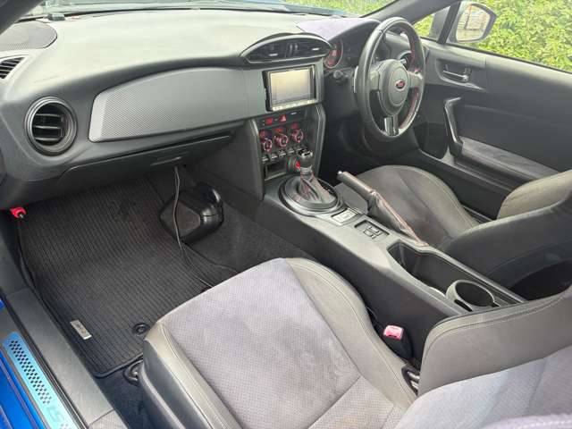 スバル ＢＲＺ ｔＳ H26年 (関東) 99