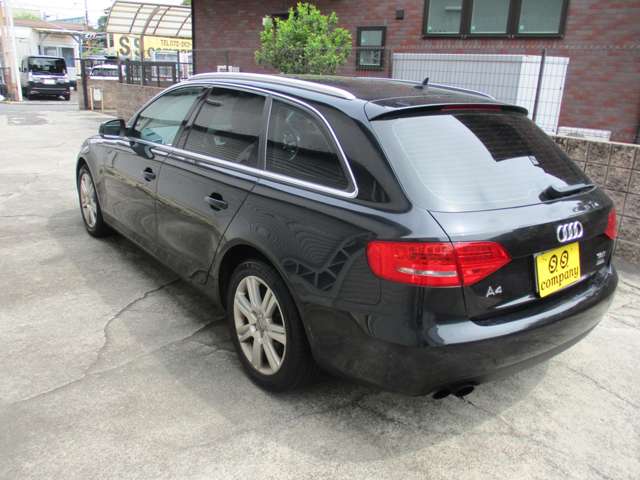 アウディ Ａ４　アバント １．８　ＴＦＳＩ H22年 (近畿) 99