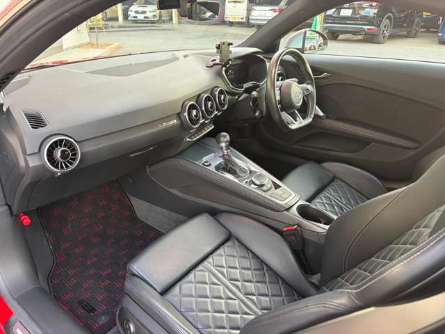 アウディ ＴＴＳ ２．０ ４ＷＤ H29年 (近畿) 99