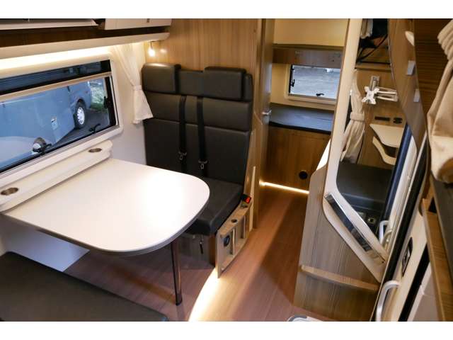 トヨタ カムロード バンテック R8年 (四国) 99