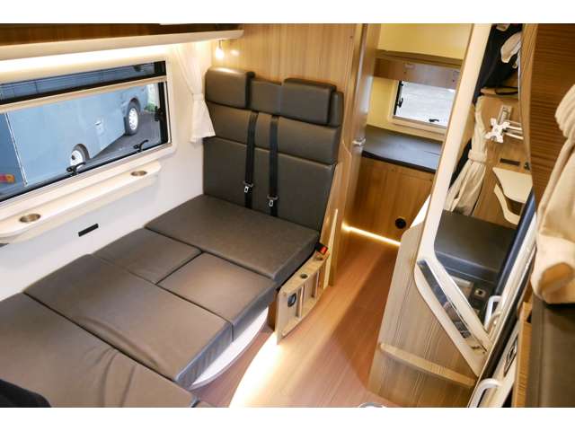 トヨタ カムロード バンテック R8年 (四国) 99