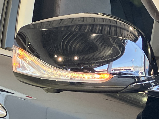 日産 シーマ　ハイブリッド ３．５ ＶＩＰ Ｇ R2年 (近畿) 99