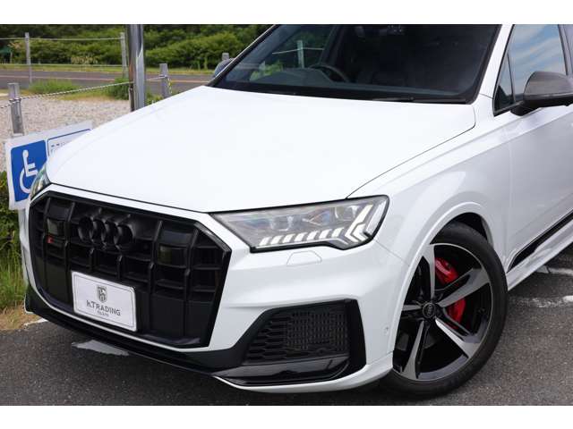 アウディ ＳＱ７ ４．０ ４ＷＤ R6年 (東海) 99