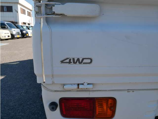 ダイハツ ハイゼットトラック ６６０ エアコン・パワステスペシャル ３方開 ４ＷＤ H22年 (四国) 99