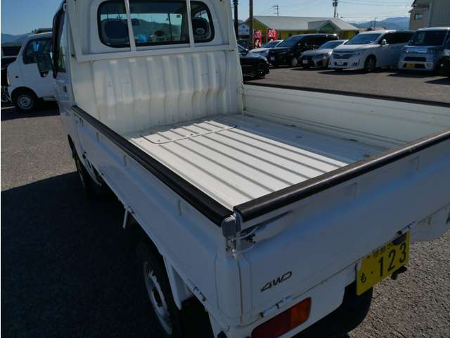 ダイハツ ハイゼットトラック ６６０ エアコン・パワステスペシャル ３方開 ４ＷＤ H22年 (四国) 99
