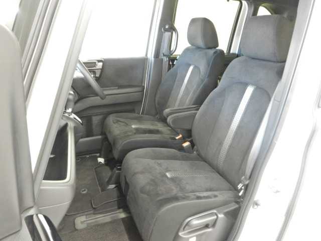 ホンダ Ｎ　ＢＯＸ カスタム ６６０ ＥＸ R5年 (九州・沖縄) 99