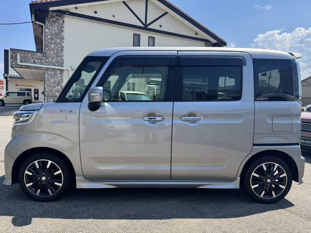 スズキ スペーシア　ギア ６６０ カスタム ハイブリッド ＸＳターボ ４ＷＤ R2年 (甲信越・北陸) 99