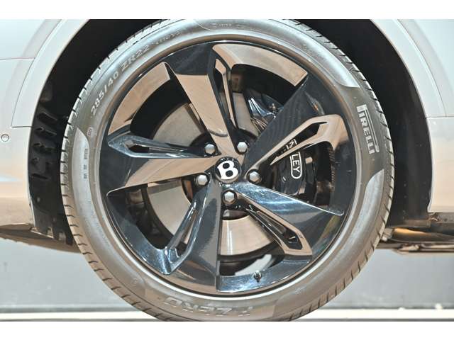 ベントレー ベンテイガ アズール ４ＷＤ R5年 (関東) 99