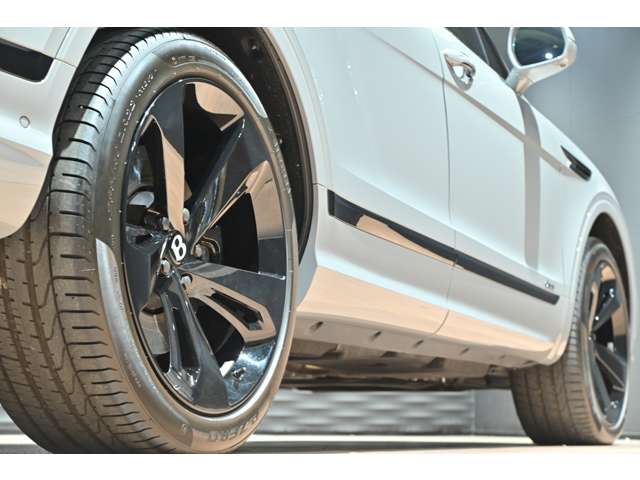 ベントレー ベンテイガ アズール ４ＷＤ R5年 (関東) 99
