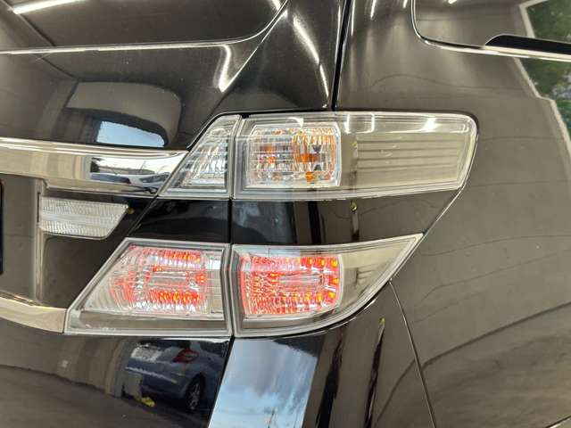トヨタ ヴェルファイア ２．４Ｚ　ゴールデンアイズ H25年 (近畿) 99