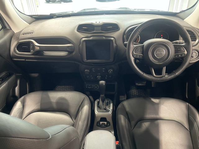 ジープ レネゲード リミテッド R1年 () 99