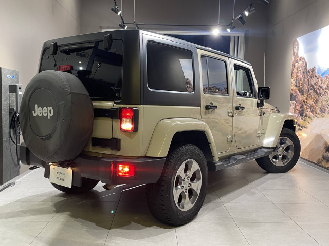 ジープ ラングラー　アンリミテッド アンリミテッド サハラ メイク マイ ジープ ４ＷＤ H29年 () 99