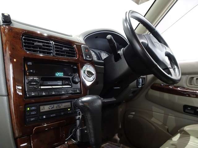 日産 テラノレグラス ３．３ ＲＳ－Ｒ リミテッド ４ＷＤ H13年 (関東) 99