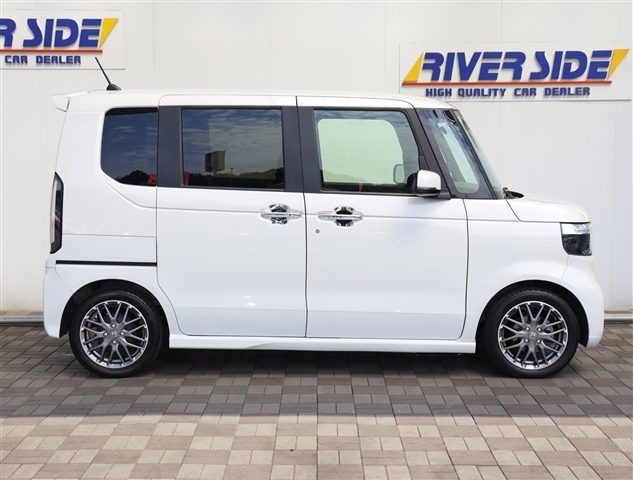 ホンダ Ｎ　ＢＯＸ カスタム ６６０ ターボ R6年 (関東) 99