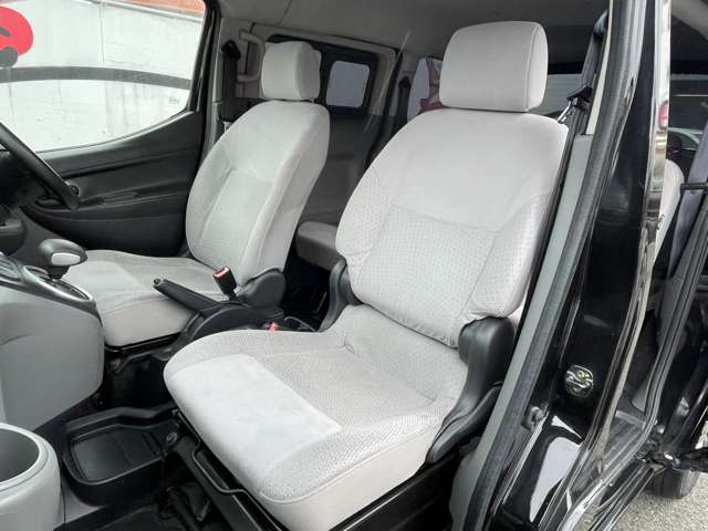 日産 ｅ−ＮＶ２００ワゴン Ｇ ７人乗 H27年 () 99