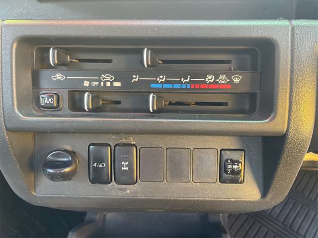 ダイハツ ハイゼットトラック ６６０ ジャンボ ３方開 ４ＷＤ H27年 (九州・沖縄) 99